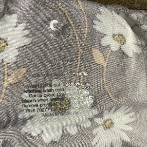 SO Women’s Intimate Lounge Pants With Floral Design & Cuffed Legs Size Large - Picture 11 of 13